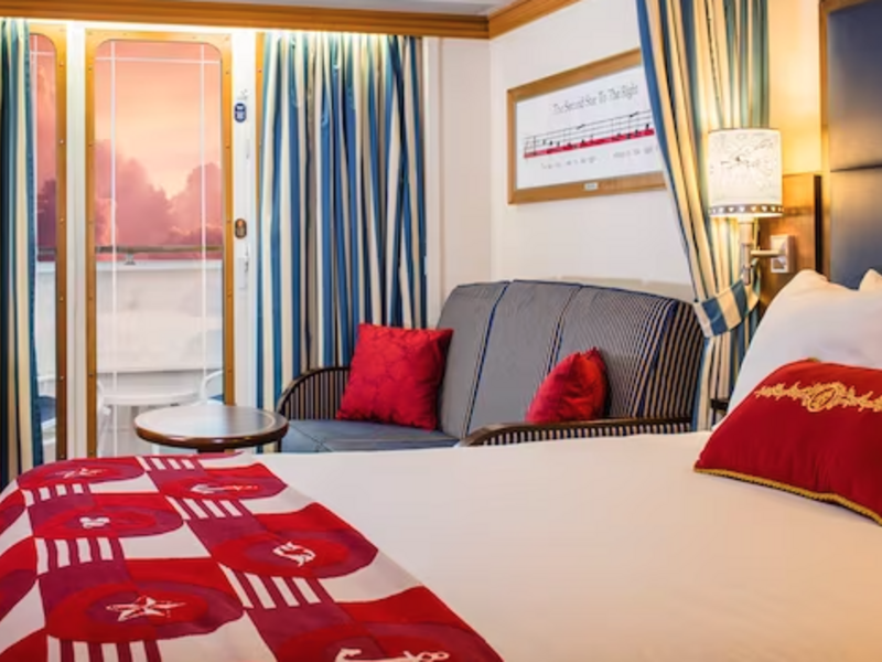 Deluxe Oceanview Stateroom with Verandah